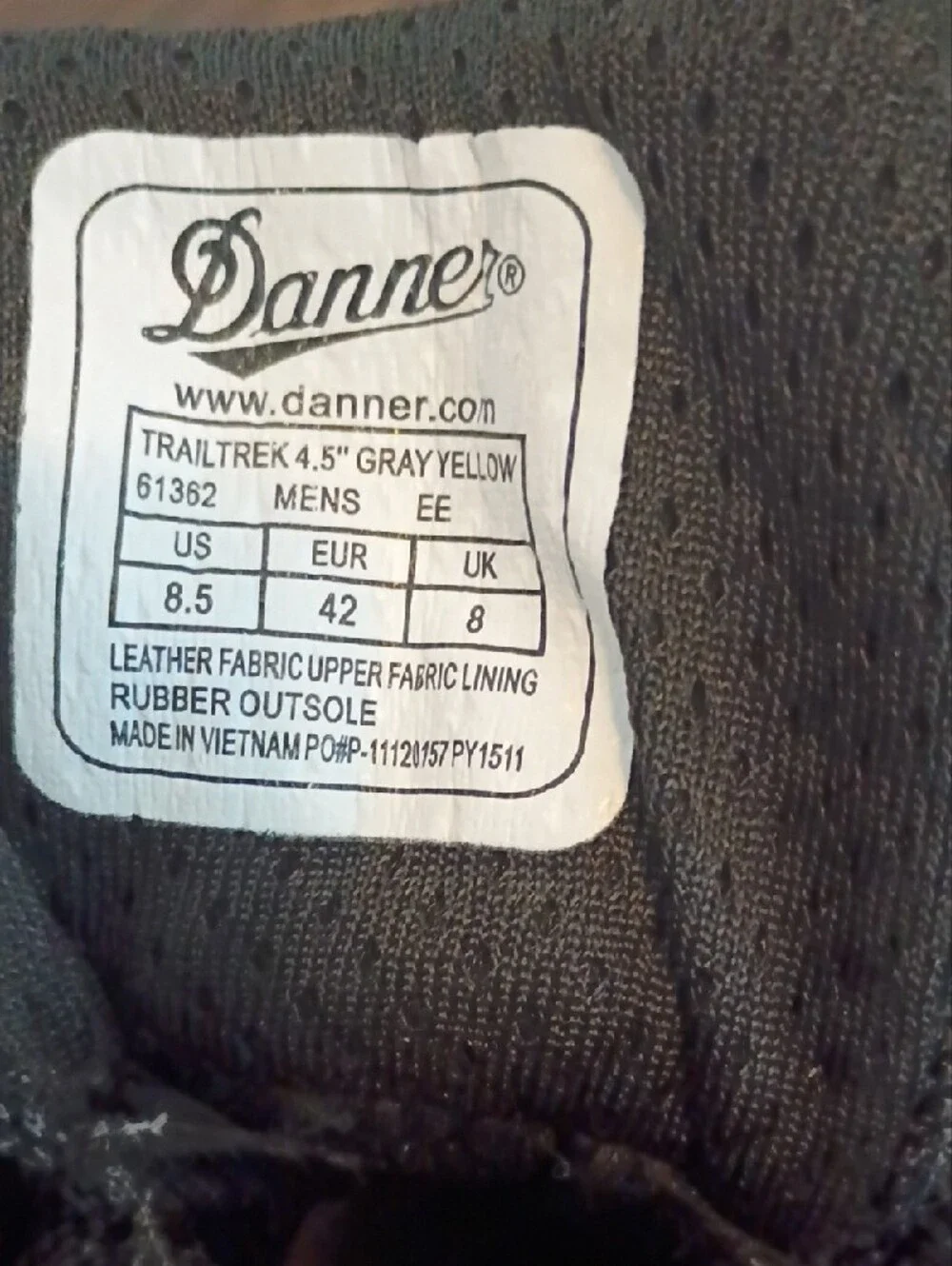 Danner Men's 8.5 Grey Hiking Boots - Lace-Up Trail Shoes